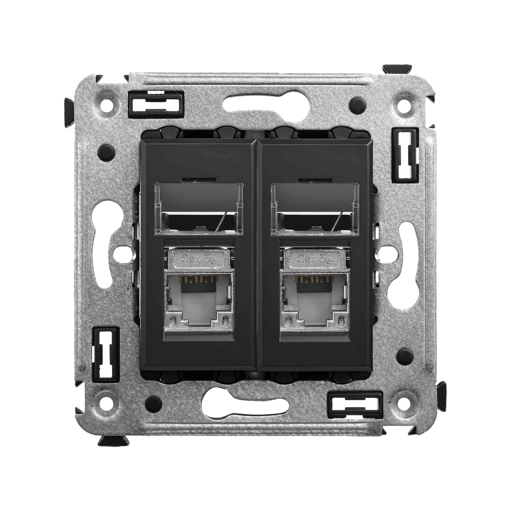 DKC Avanti Компьютерная розетка RJ-45 в стену, кат.5e двойная экранированная, 