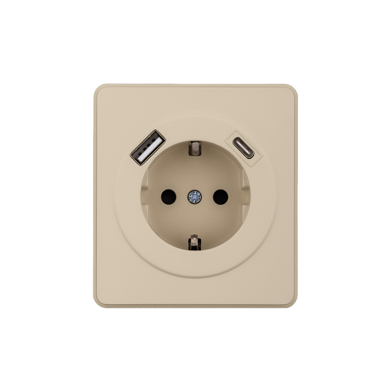 KRANZ ROUND Розетка 1-ая с/з с/у з/ш 16А с USB A+C быстрой зарядки 5В/3А шелк, с 1-пост. рамкой фото