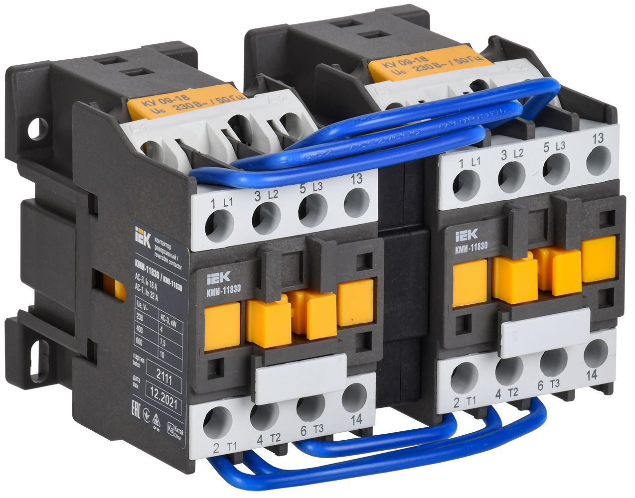 IEK Контактор КМИ-11830 реверс 18А 230В/АС3 2НО фото