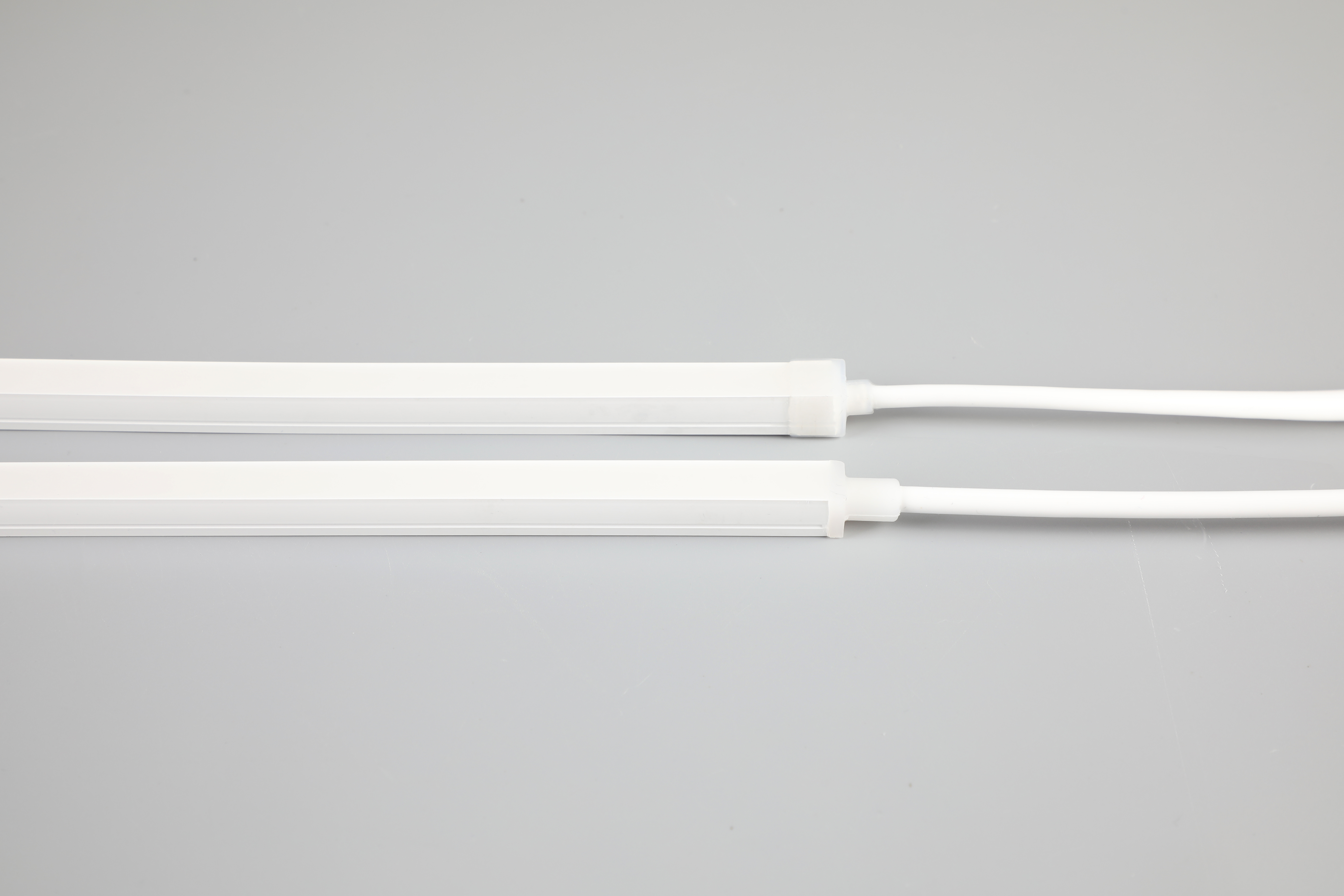 Varton LED лента NEON 9W/m 3000K IP67 (упаковка 5м), 3D 15*16 мм угол 110 гр фото