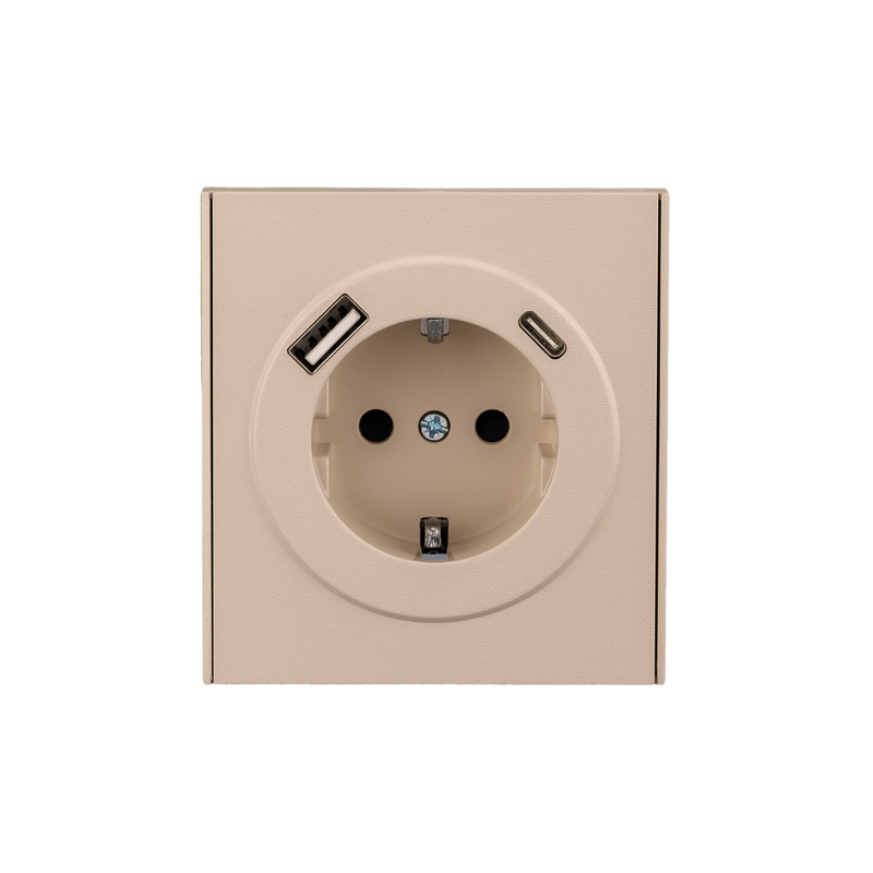 KRANZ STRONG Розетка 1-ая с/з с/у з/ш 16А с USB A+C быстрой зарядки 5В/3А шелк, с 1-пост. рамкой фото