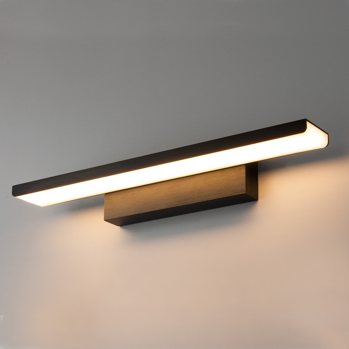 Elektrostandard MRL LED 16W 1009 IP20 / Светильник настенный светодиодный Sankara LED черная фото
