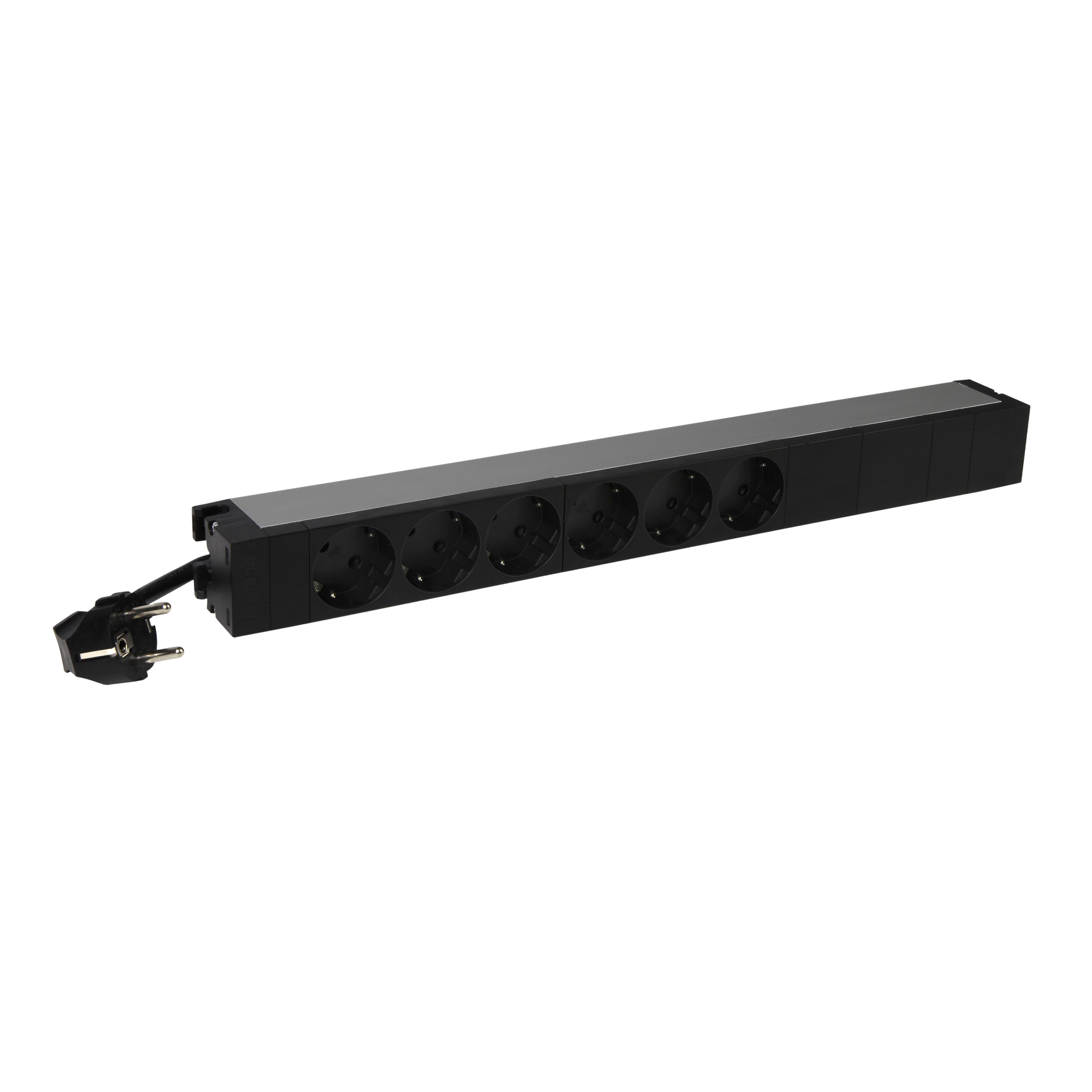 Legrand VDI PDU Блок распределения питания 6 розеток 2К+3 немецкий стандарт шнур питания 3м 19'' 16А. фото