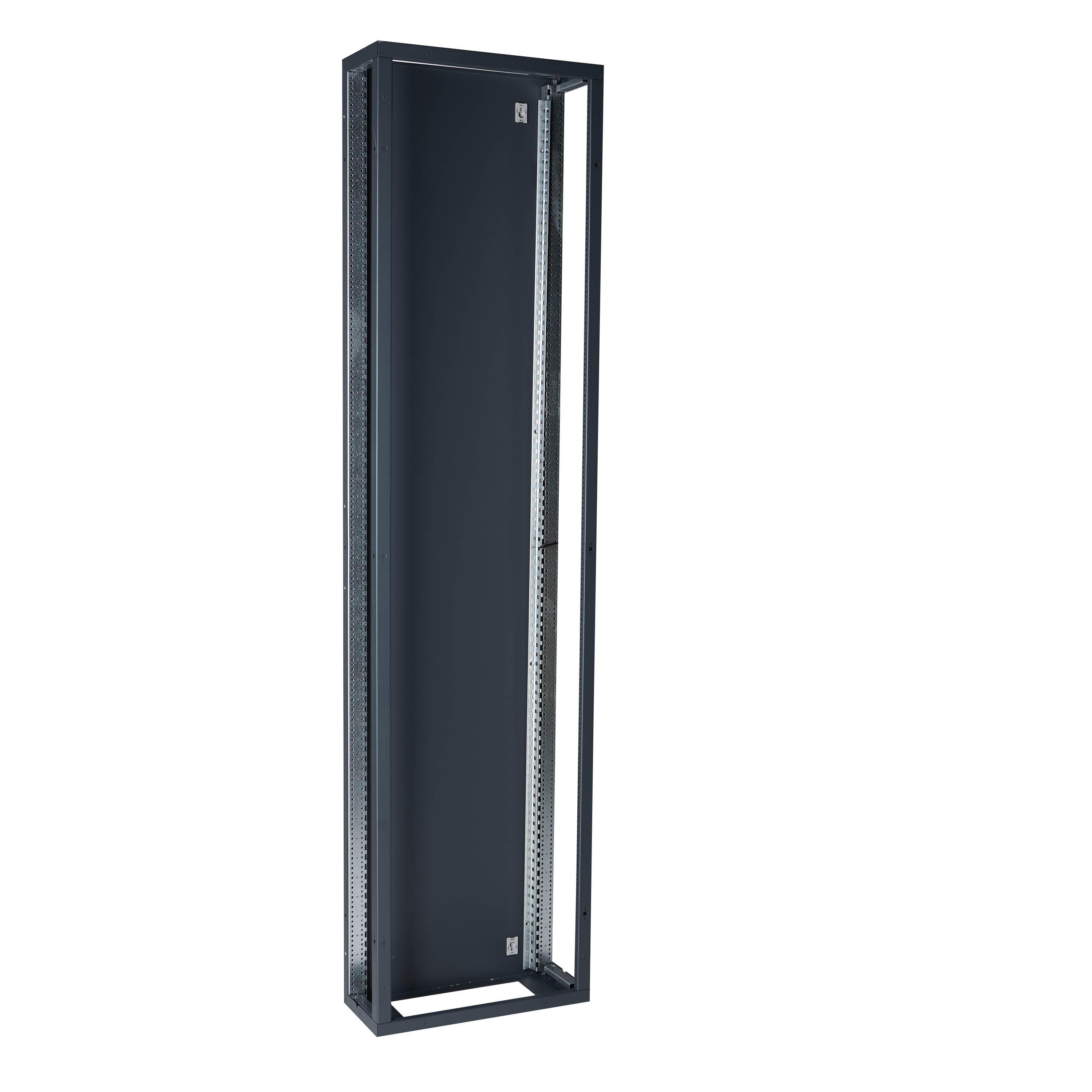 Legrand XL3 S 630 24M 2250mm. фото